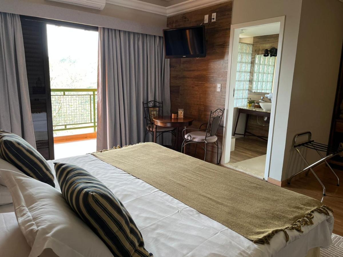 Hotel Pousada Shangri-la Serra Negra  Bagian luar foto
