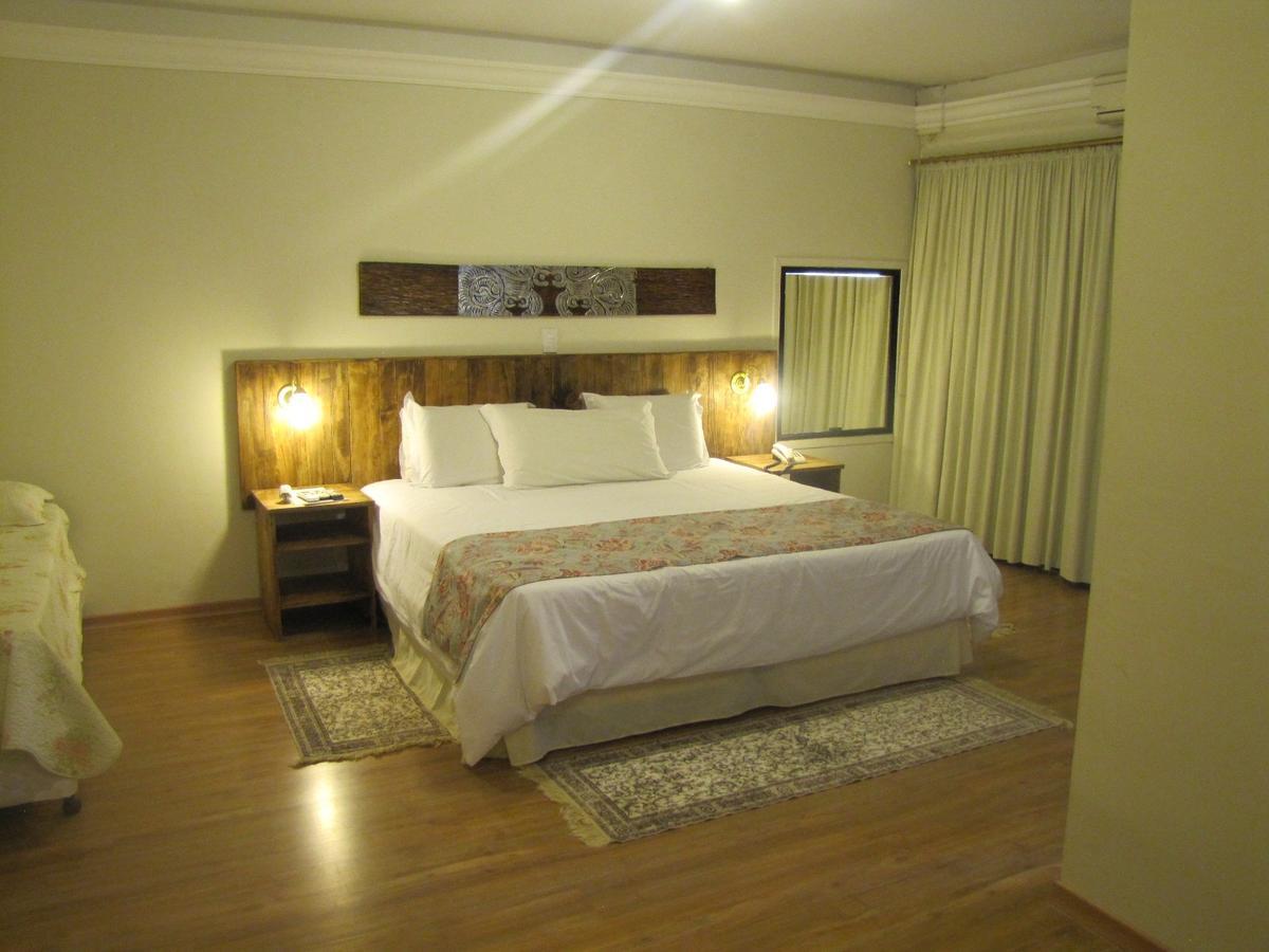 Hotel Pousada Shangri-la Serra Negra  Bagian luar foto