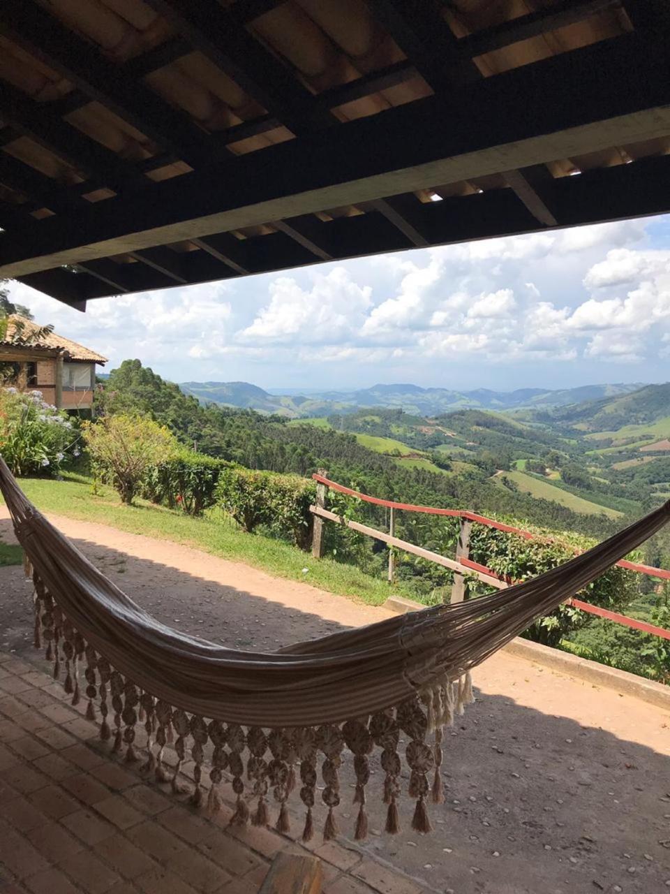 Hotel Pousada Shangri-la Serra Negra  Bagian luar foto